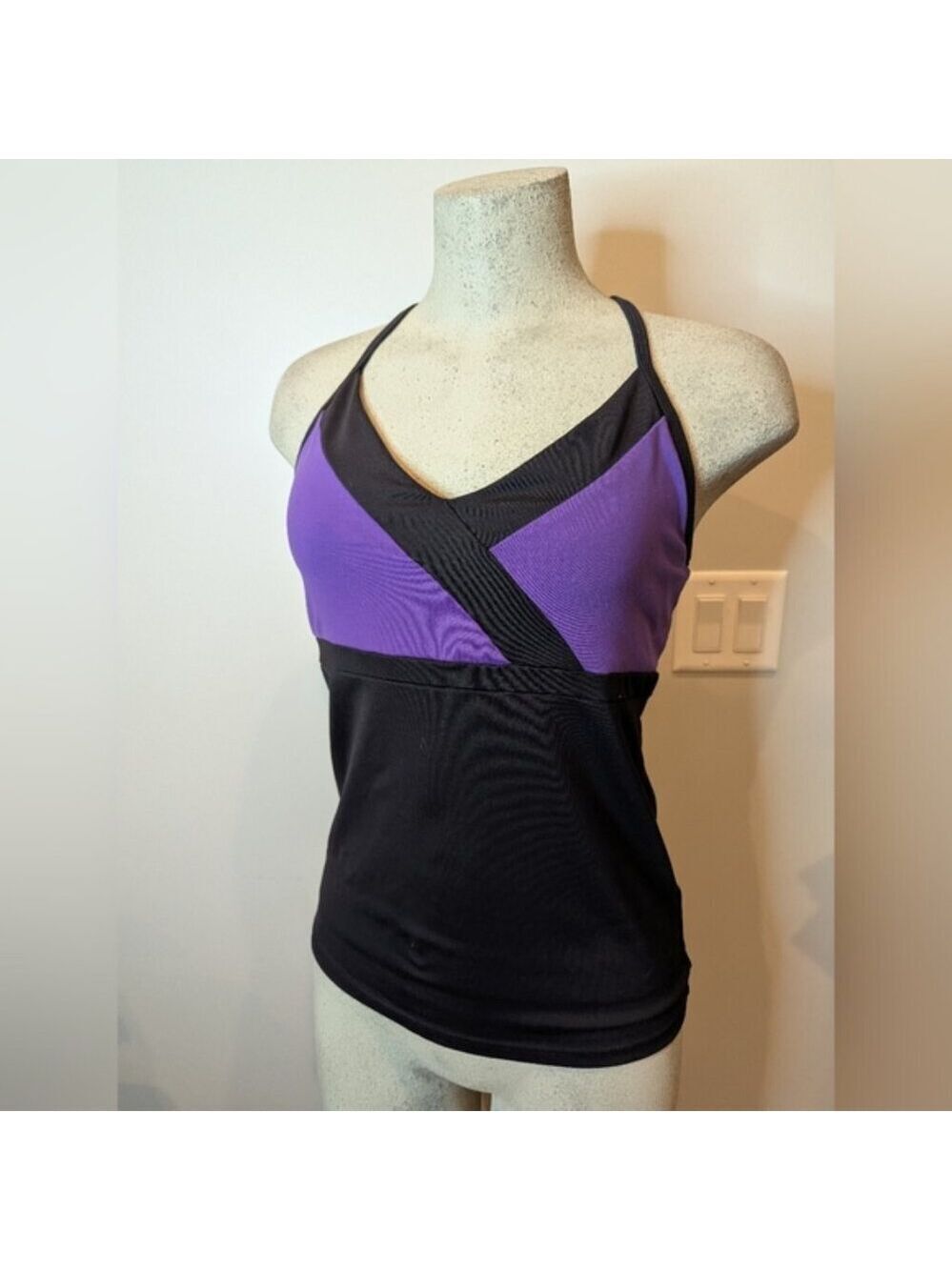 Echo Rain Active Tank With Bra, Purple & Black Made in Canada Sz M